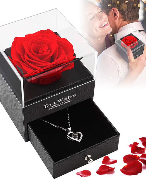 Load image into Gallery viewer, Rosa Roja Real Preservada Con Collar I Love You En 100 Idiomas - Flores Eternas Regalos De Rosas Para Mamá Esposa Novia Ella En Navidad Día De San Valentín Día De La Madre Aniversario Regalos De Cumpleaños Para Mujer
