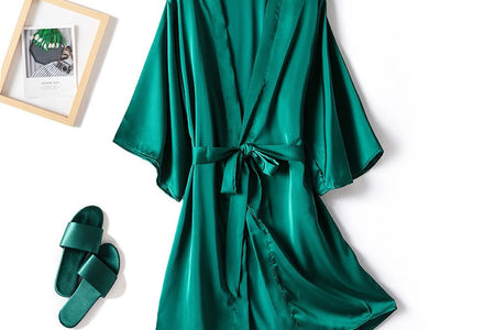 Women'S plus Size Silk Satin Night Robes Wedding Bridal Party Kimono Bathrobe Sexy V Neck Comfy Sleepwear with 3/4 Sleeve and Belt, Gifts on Clearance, S-4XL
